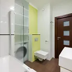 Metro Wilanowska Deluxe By Bookinghost Apartmán Varšava
